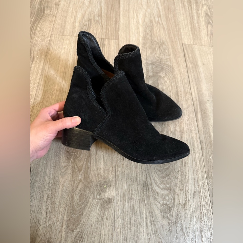 Lucky Brand boots size 7